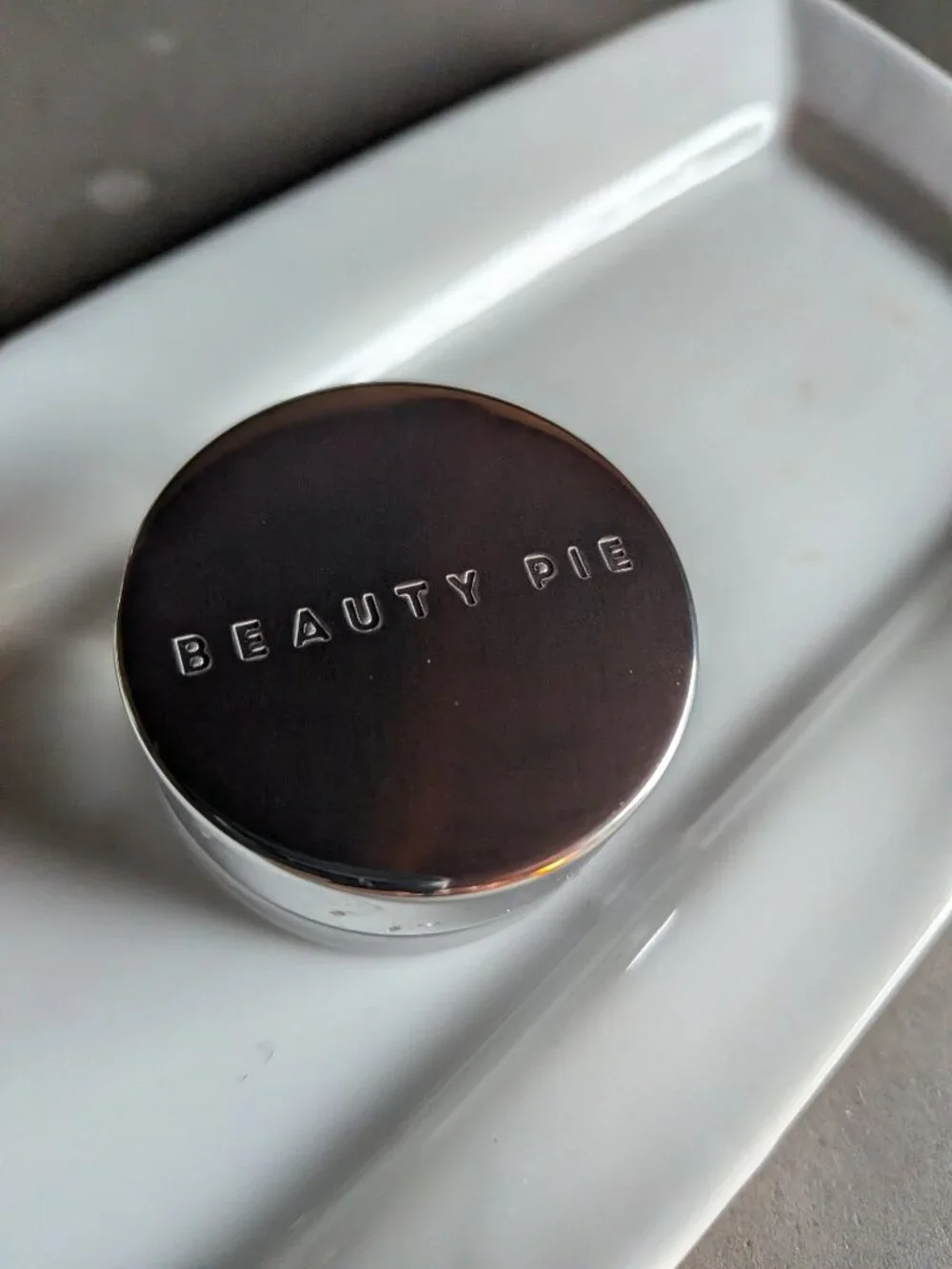 Alima Pure Refillable Pressed Eyeshadow Compact + Refill Pan in Solar